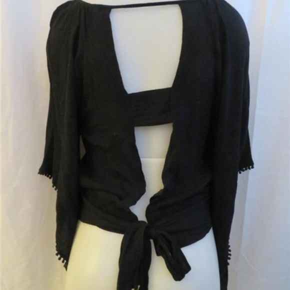 LOVE & LOVE BLACK BOHEMIAN TOP W/BACK TIE S - Picture 4 of 5